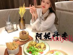 -阿妮叶李(光谷世界城店)