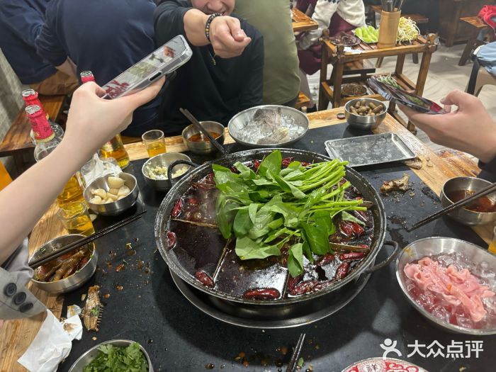 铜元老码头鳝鱼火锅图片