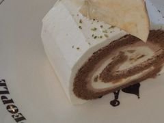 苹果肉桂卷-Juicy Bakery(大学路店)