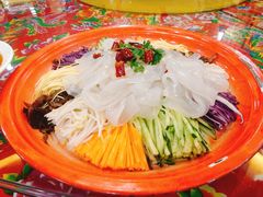 -闯关东东北农家菜(崂山石老人店)