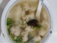 -汪一挑馄饨(老街店)