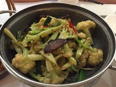 -尘香•传统川菜(创汇首座店)