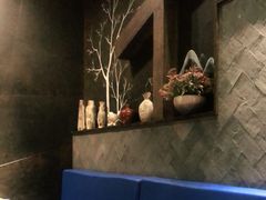 -金牌老碗时尚陕菜(王府井百货店)