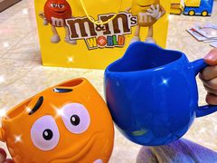 -m豆巧克力世界(上海世茂广场店)