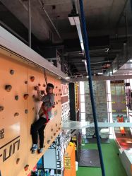 -嗨翻Hi-Fun竞技主题乐园·蹦床团建生日聚会(五棵松华熙店)