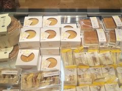 -皇冠幸福里动物奶油生日蛋糕(万达店)