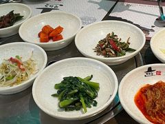 小菜-朴大人炭烤·韩国料理(奥帆中心海尔洲际店)