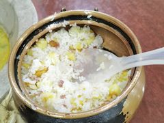 -姚记抚仙湖石锅鱼庄