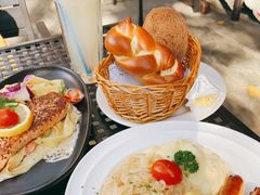 -申德勒加油站餐厅(三里屯北小街店)