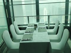 -亚洲国际大酒店·云顶阁旋转自助餐厅