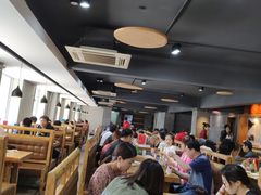 大堂-老边饺子馆(中街店)