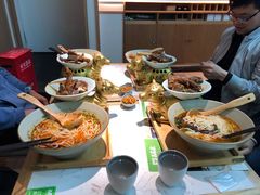 -百春原湖南牛肉粉(百联世纪店)