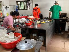 -洲心明记烧肉大粥(总店)