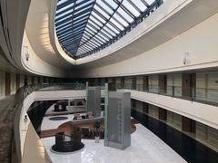 -上海滴水湖皇冠假日酒店