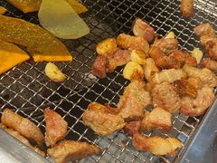 -肉甲韩国木炭烤肉(新壹街1店)