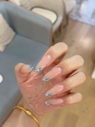 -UGIRL有个美甲