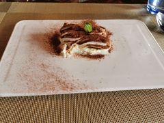 提拉米苏-YUE·6·西式融合餐厅(外滩六号店)