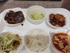 -骏佳雷克萨斯汽车销售服务中心-停车场