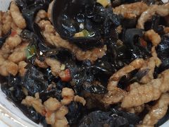 老油条的鱼香肉丝-新白鹿餐厅(爱琴海购物中心店)
