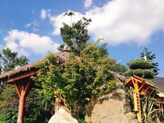 -七彩云南古滇温泉山庄