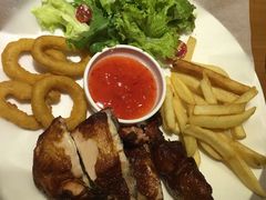 -JINNS锦时 steak&pizza(浸信会礼拜堂旧址店)
