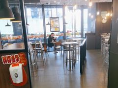 -汉堡王(华润五彩城店)
