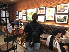 大堂-星巴克(上海虹桥新天地二店)