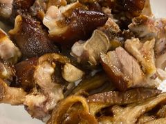 猪蹄-老鼎万春卤菜(五代传承创始老店)