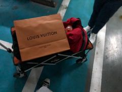 -LV路易威登(德基广场店)