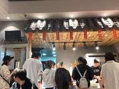 -爆炸头阿姨小四川正宗川味小吃(无任何分店)