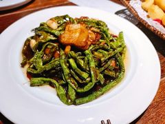 长豆角炒肉-前海沿·青岛菜(大拇指广场石老人店)