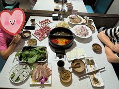 -贵府酸汤牛肉火锅·贵州老字号(飞山街店)