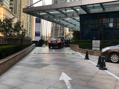 -上海龙之梦万丽酒店