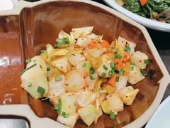 -川流不息·地道川菜·小龙虾(松东路店)