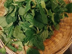 -老房老舍重庆火锅(假日城市店)
