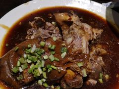 带把肘子-关中道陕味艺术餐厅(西岳庙店)