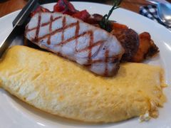 -ROAST coffee & eatery