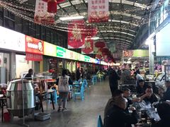 大堂-昆明东站水果交易市场