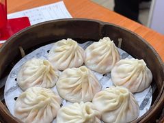-莱莱小笼·乔艾