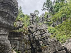 -梭布垭石林景区
