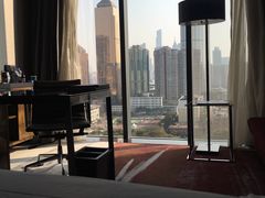 -广州天河希尔顿酒店