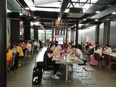 大堂-麦当劳(深圳北站高铁店)