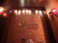 -The Cheesecake Factory(baldwin avenue)