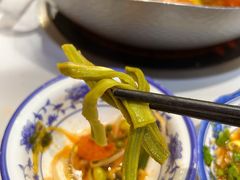 -王奋斗贵州酸汤牛肉火锅
