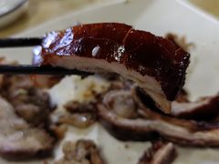 -黄记四更烤乳猪店