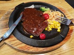 -菲滋意式休闲餐厅(北仑银泰城店)