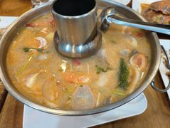 -两兄弟Song Pee Nong(2号店)
