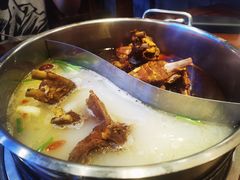 -亿诣蝎府炸酱面羊蝎子火锅(酷车小镇店)