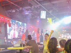-喜鹊音乐酒馆(西街店)