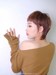 -Coo Hair salon